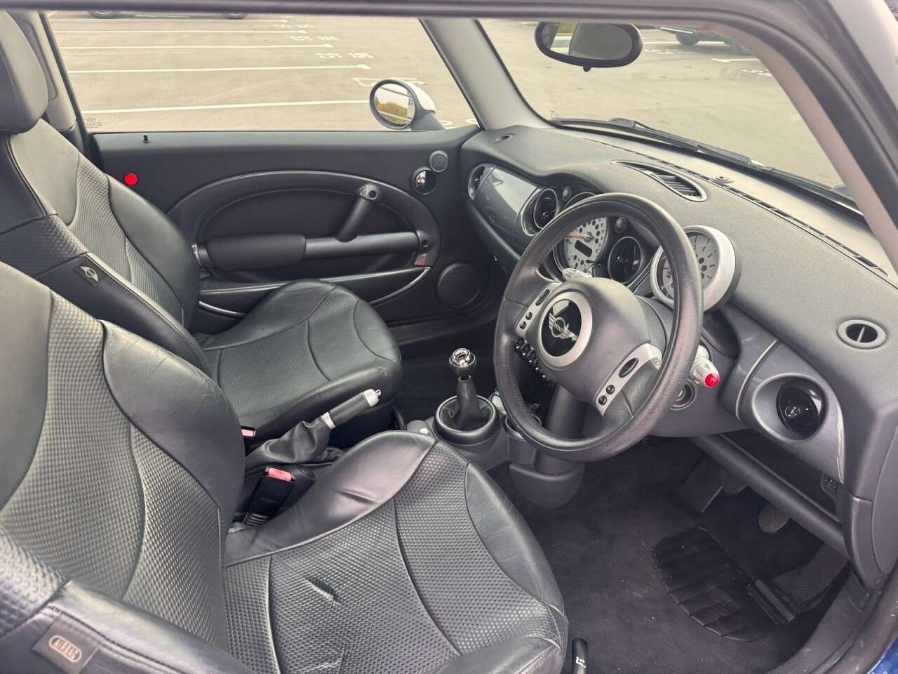 2002 MINI HATCH 2002 MINI HATCH