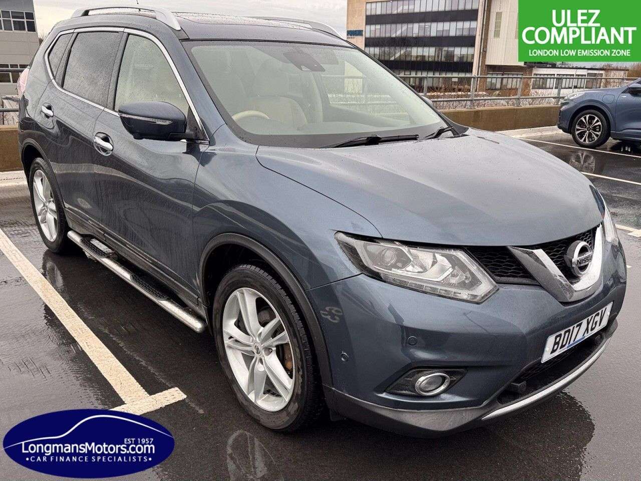 A 2017 NISSAN X-TRAIL 1.6 DIG-T Tekna SUV 5dr Petrol Manual Euro 6 (s/s) (163 ps) 1 year mot and A 2017 NISSAN X-TRAIL 1.6 DIG-T Tekna SUV 5dr Petrol Manual Euro 6 (s/s) (163 ps) 1 year mot and