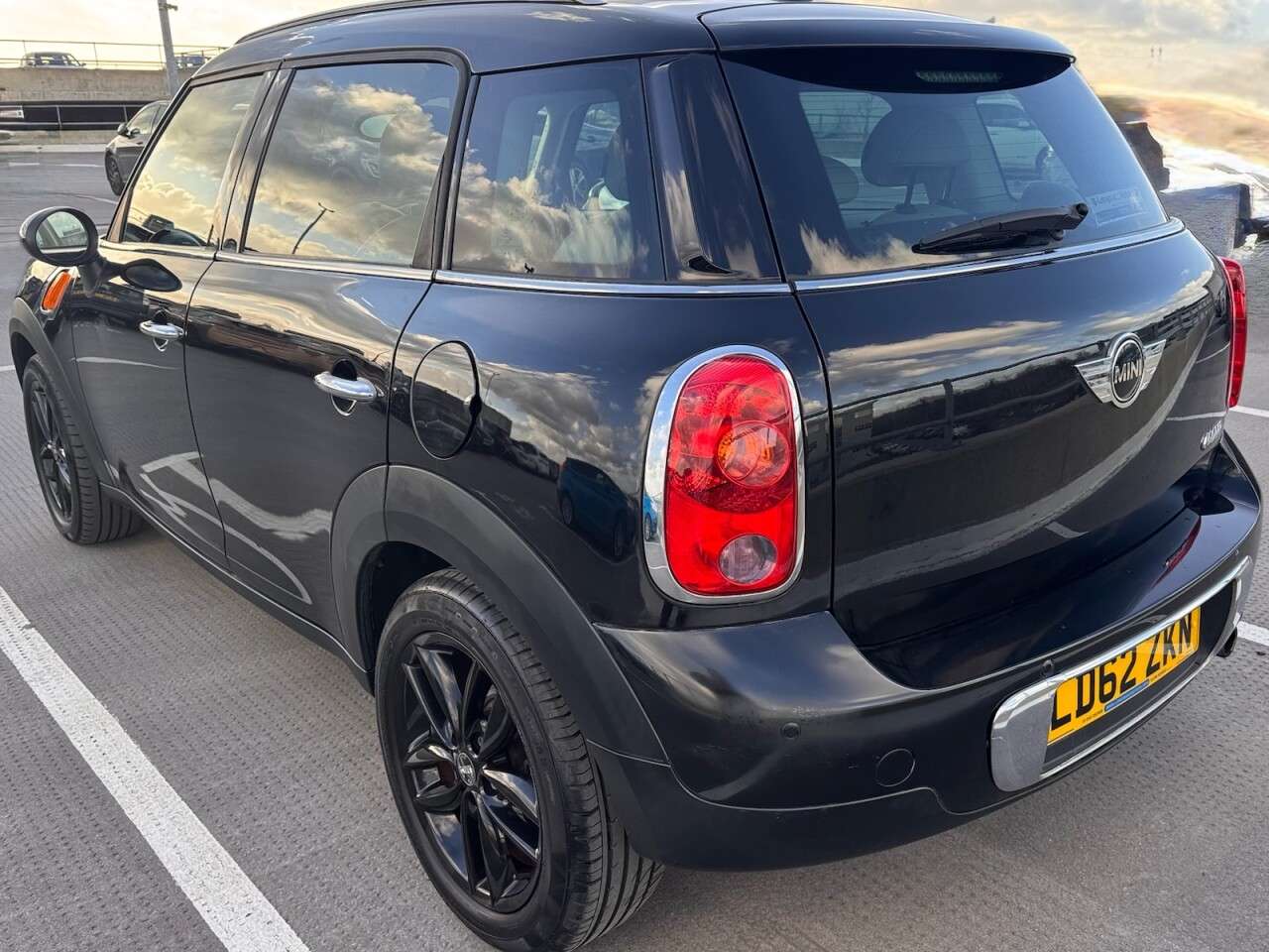 2012 MINI COUNTRYMAN 2012 MINI COUNTRYMAN