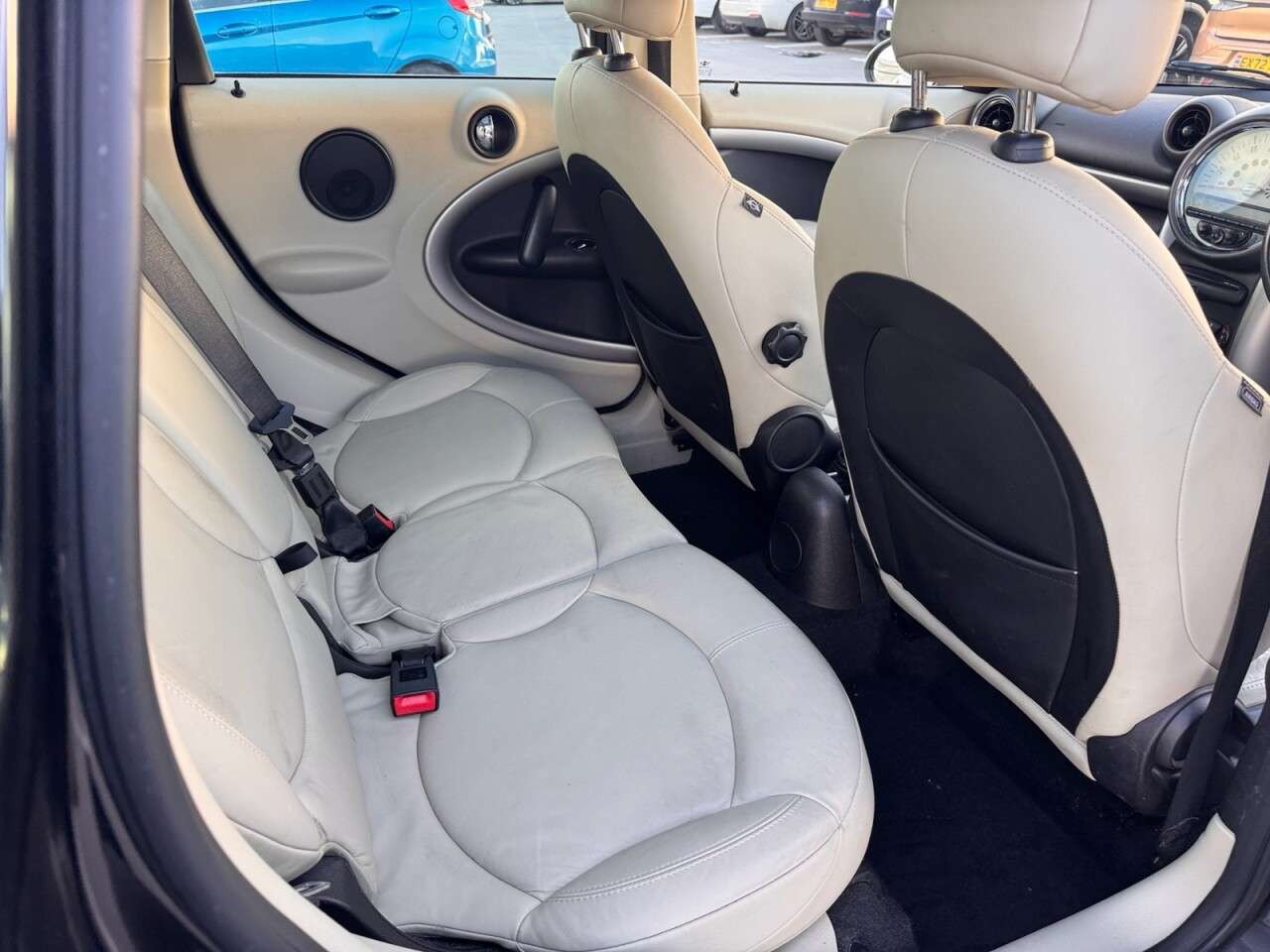 2012 MINI COUNTRYMAN 2012 MINI COUNTRYMAN