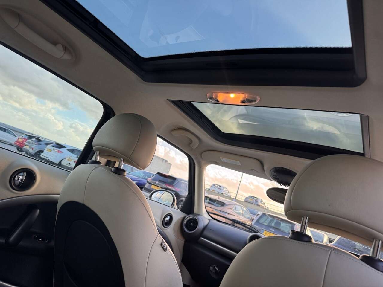 2012 MINI COUNTRYMAN 2012 MINI COUNTRYMAN