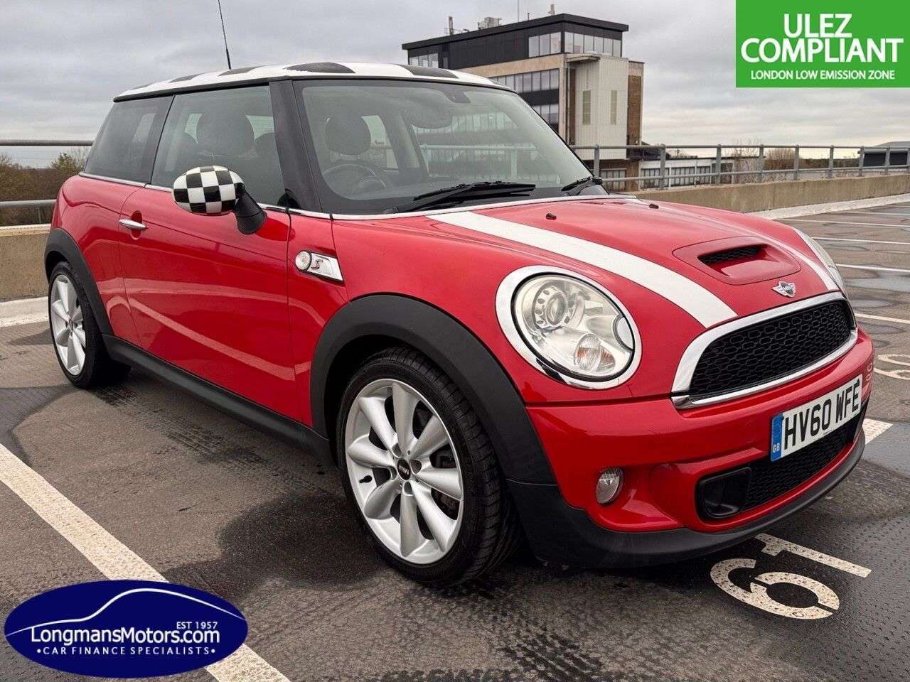 A 2010 MINI HATCH 1.6 Cooper S Hatchback 3dr Petrol Steptronic Euro 5 (184 ps) 1 year mot and A 2010 MINI HATCH 1.6 Cooper S Hatchback 3dr Petrol Steptronic Euro 5 (184 ps) 1 year mot and