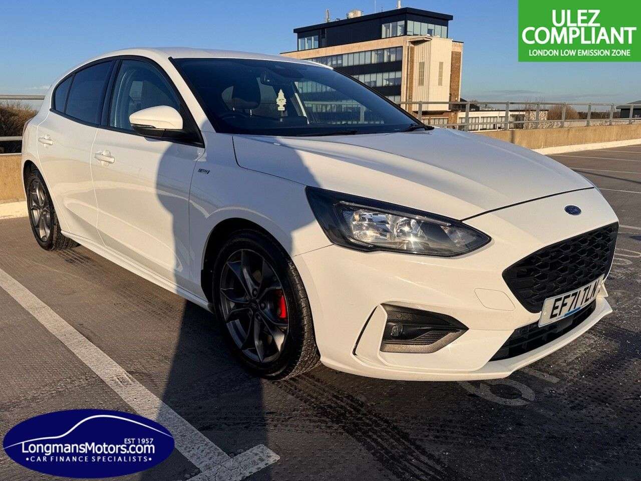 A 2022 FORD FOCUS 1.0T EcoBoost MHEV ST-Line Hatchback 5dr Petrol Hybrid DCT Euro 6 (s/s) (12 A 2022 FORD FOCUS 1.0T EcoBoost MHEV ST-Line Hatchback 5dr Petrol Hybrid DCT Euro 6 (s/s) (12