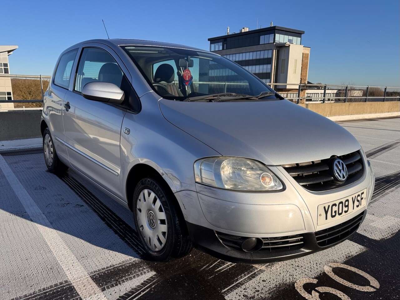 A 2009 VOLKSWAGEN FOX 1.2 6V Hatchback 3dr Petrol Manual Euro 4 (55 ps) 1 year mot and service in A 2009 VOLKSWAGEN FOX 1.2 6V Hatchback 3dr Petrol Manual Euro 4 (55 ps) 1 year mot and service in