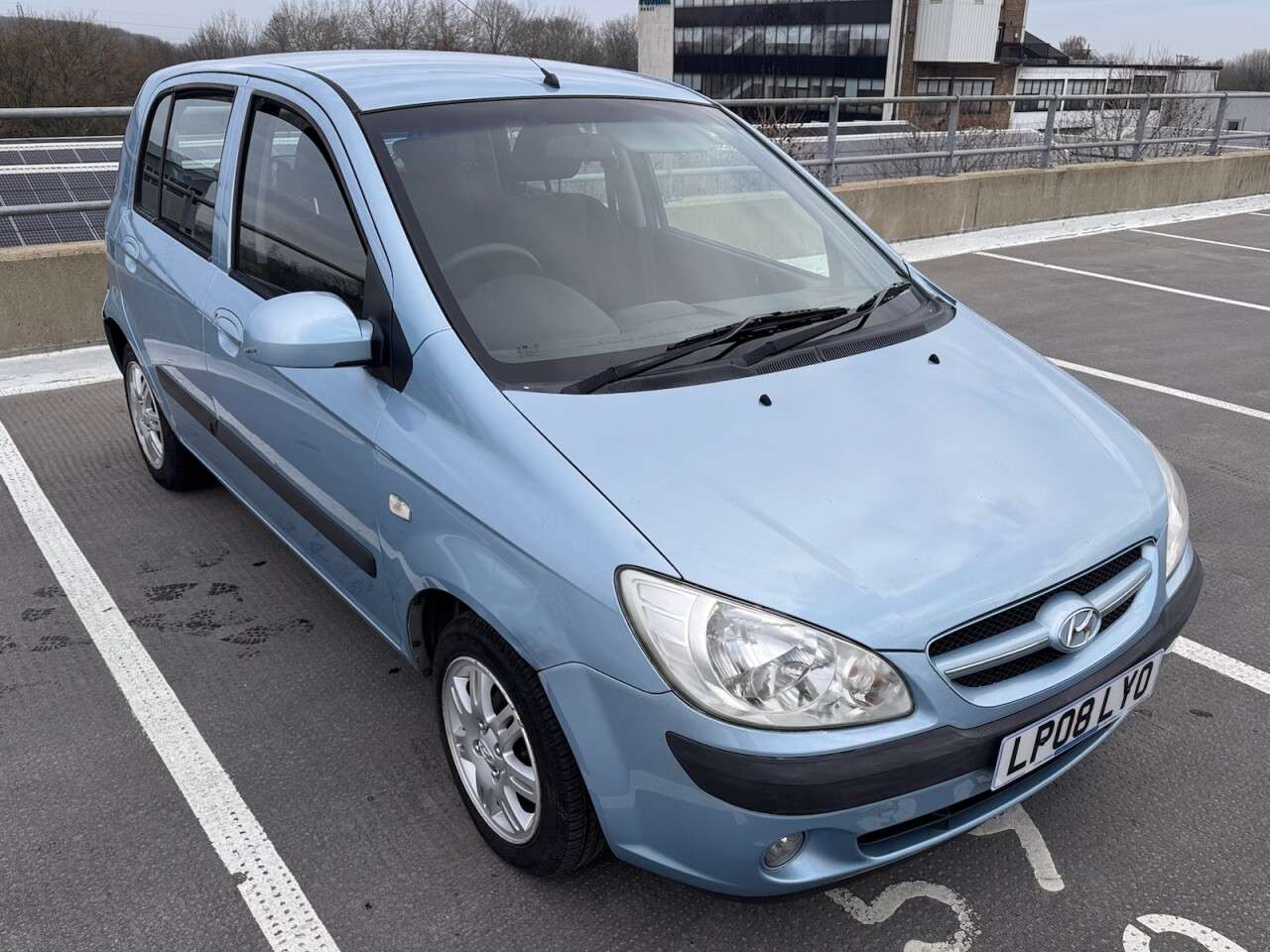 A 2008 HYUNDAI GETZ 1.1 CDX Hatchback 5dr Petrol Manual (130 g/km, 65 bhp) 1 year mot and servi A 2008 HYUNDAI GETZ 1.1 CDX Hatchback 5dr Petrol Manual (130 g/km, 65 bhp) 1 year mot and servi