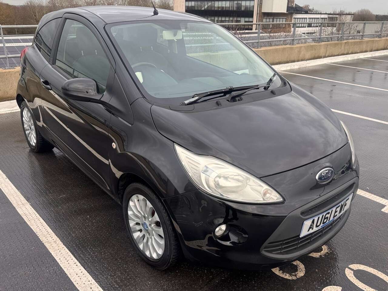 A 2011 FORD KA 1.2 Zetec Hatchback 3dr Petrol Manual Euro 5 (s/s) (69 ps) 1 year mot and s A 2011 FORD KA 1.2 Zetec Hatchback 3dr Petrol Manual Euro 5 (s/s) (69 ps) 1 year mot and s