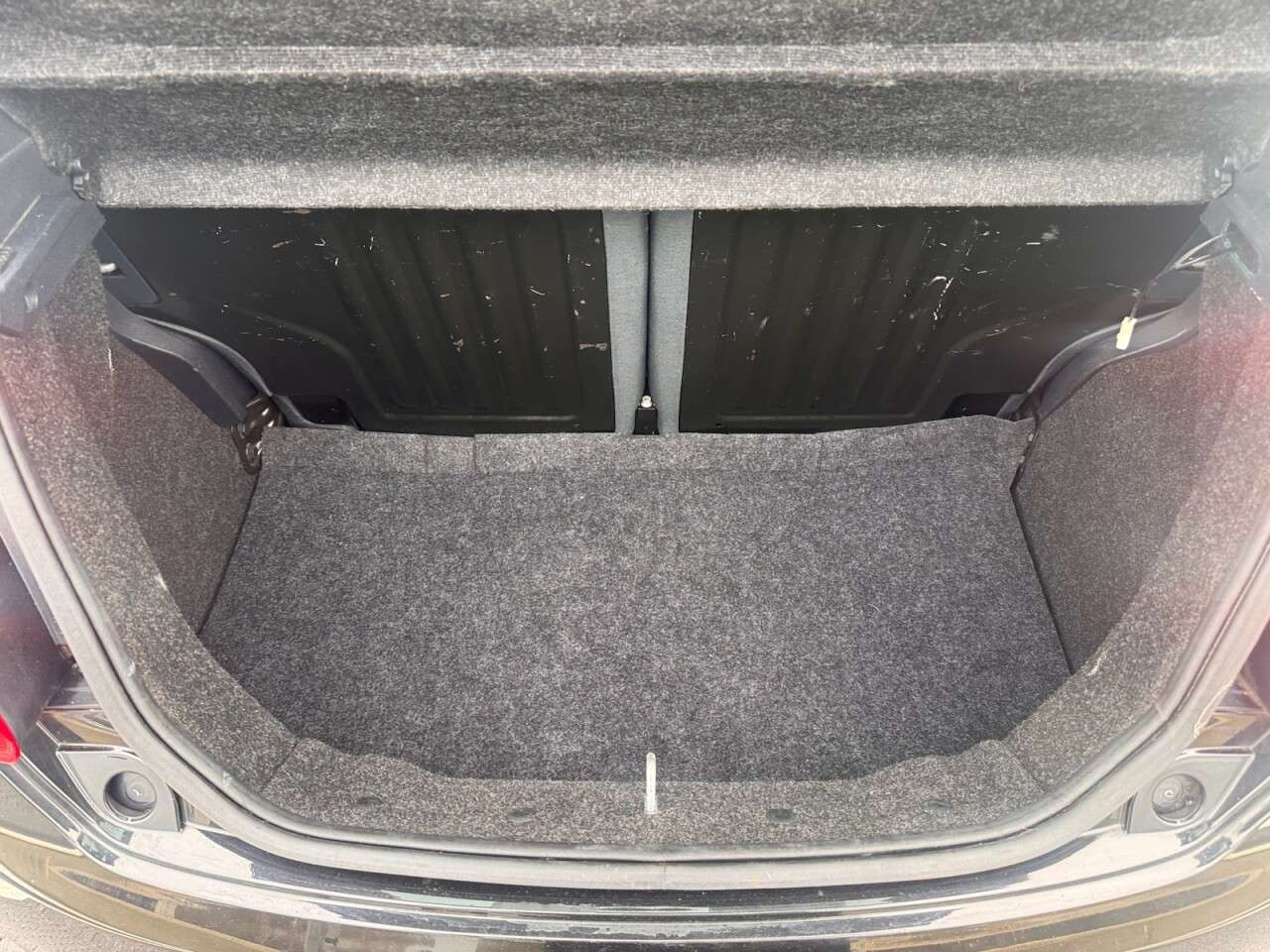 2011 FORD KA 2011 FORD KA