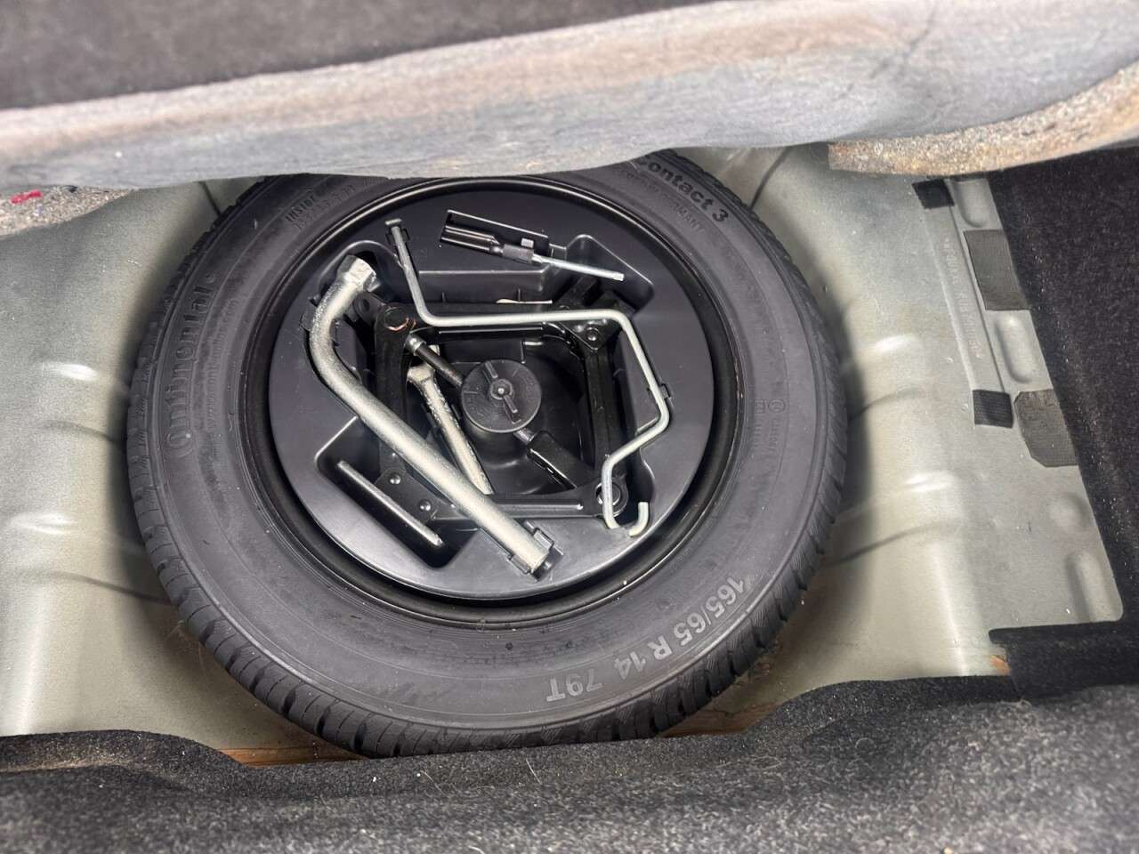 2011 FORD KA 2011 FORD KA