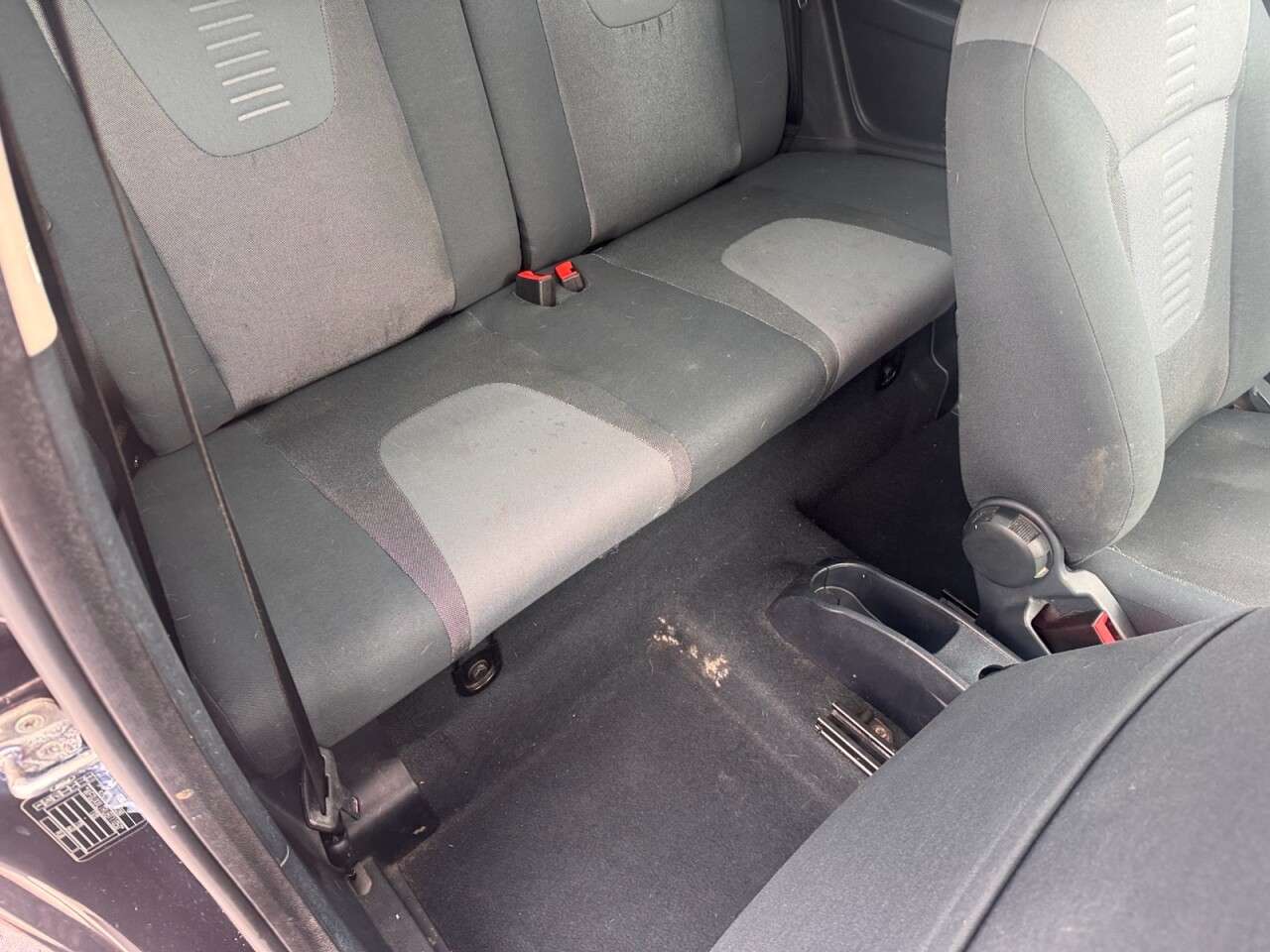 2011 FORD KA 2011 FORD KA