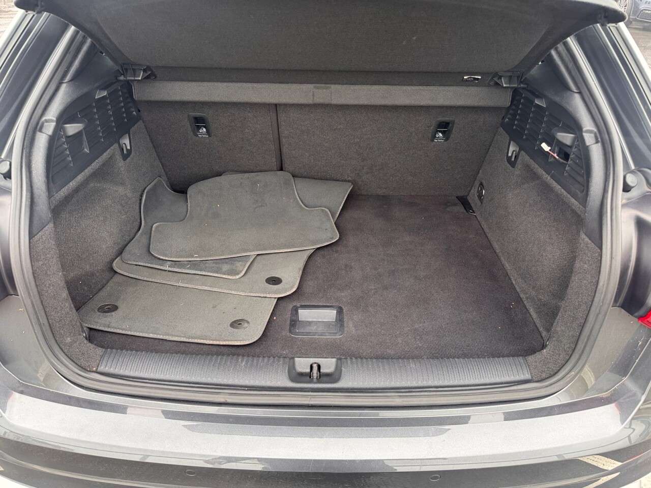 2020 AUDI Q2 2020 AUDI Q2