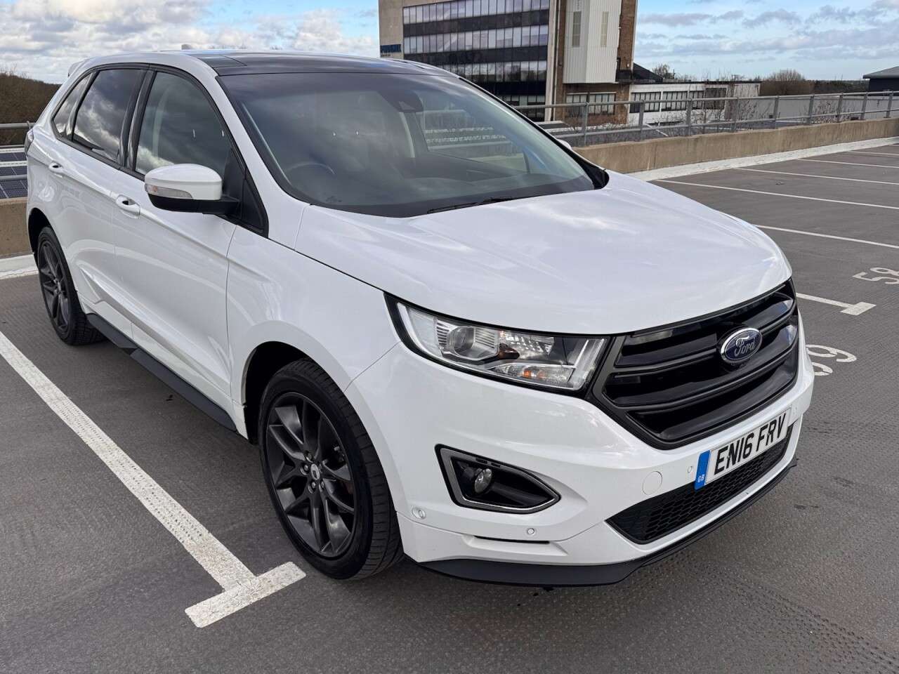 A 2016 FORD EDGE 2.0 TDCi Sport SUV 5dr Diesel Powershift AWD Euro 6 (s/s) (210 ps) 1 year m A 2016 FORD EDGE 2.0 TDCi Sport SUV 5dr Diesel Powershift AWD Euro 6 (s/s) (210 ps) 1 year m