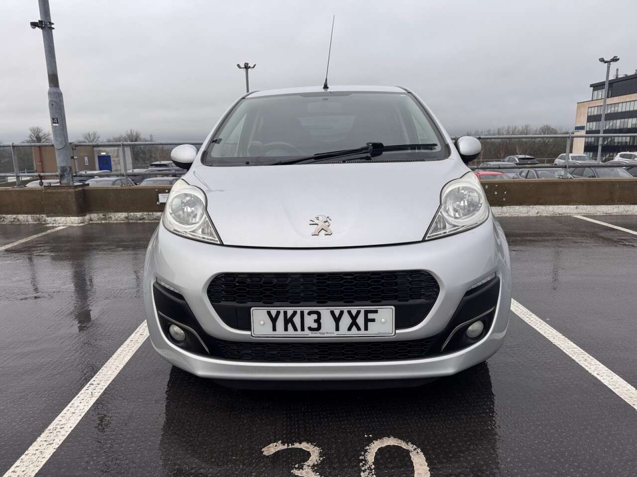 2013 PEUGEOT 107 2013 PEUGEOT 107