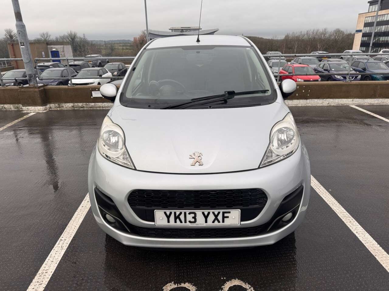 2013 PEUGEOT 107 2013 PEUGEOT 107