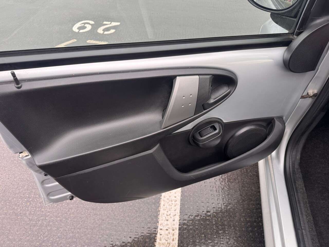 2013 PEUGEOT 107 2013 PEUGEOT 107