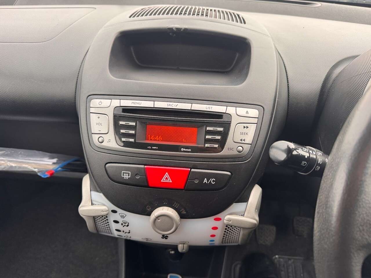 2013 PEUGEOT 107 2013 PEUGEOT 107