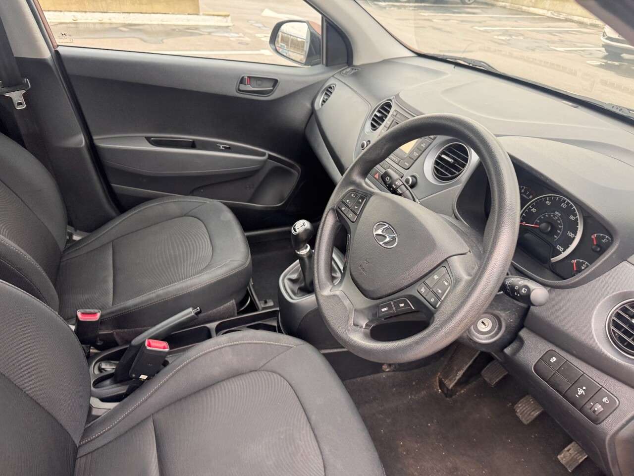 2017 HYUNDAI I10 2017 HYUNDAI I10