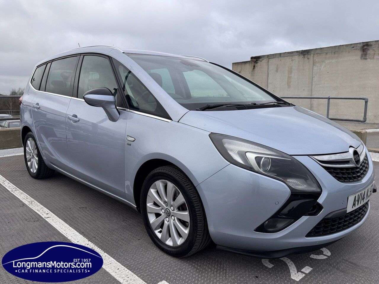 A 2014 VAUXHALL ZAFIRA TOURER 2.0 CDTi SE MPV 5dr Diesel Auto Euro 5 (165 ps) 1 year mot and service incl A 2014 VAUXHALL ZAFIRA TOURER 2.0 CDTi SE MPV 5dr Diesel Auto Euro 5 (165 ps) 1 year mot and service incl