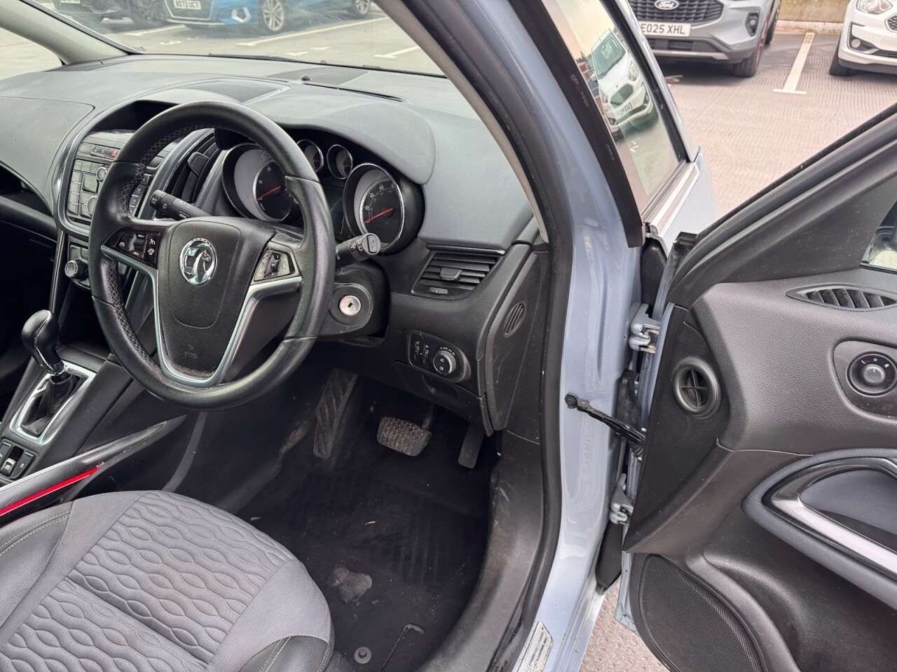 2014 VAUXHALL ZAFIRA TOURER 2014 VAUXHALL ZAFIRA TOURER