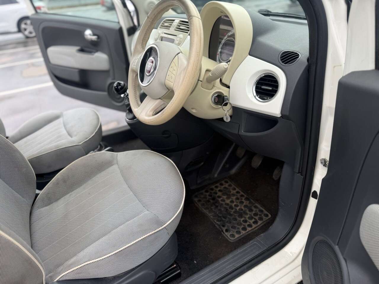 2009 FIAT 500 2009 FIAT 500