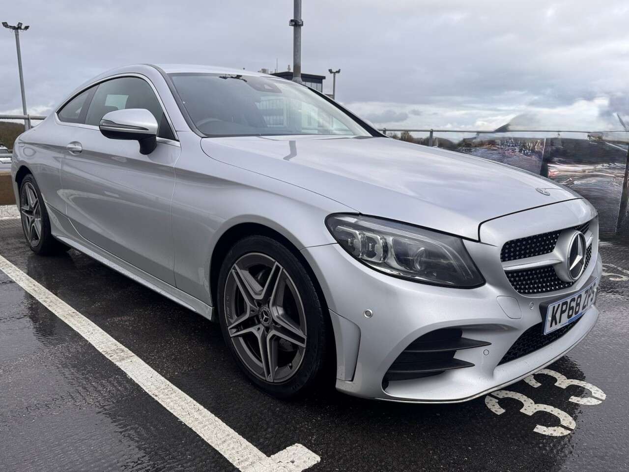 A 2018 MERCEDES-BENZ C-CLASS 2.0 C220d AMG Line (Premium) Coupe 2dr Diesel G-Tronic+ Euro 6 (s/s) (194 p A 2018 MERCEDES-BENZ C-CLASS 2.0 C220d AMG Line (Premium) Coupe 2dr Diesel G-Tronic+ Euro 6 (s/s) (194 p