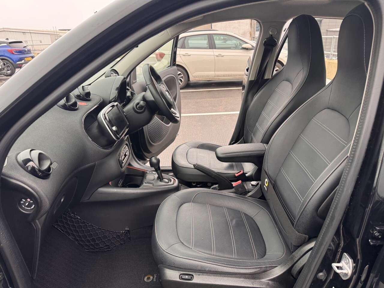 2021 SMART FORFOUR 2021 SMART FORFOUR