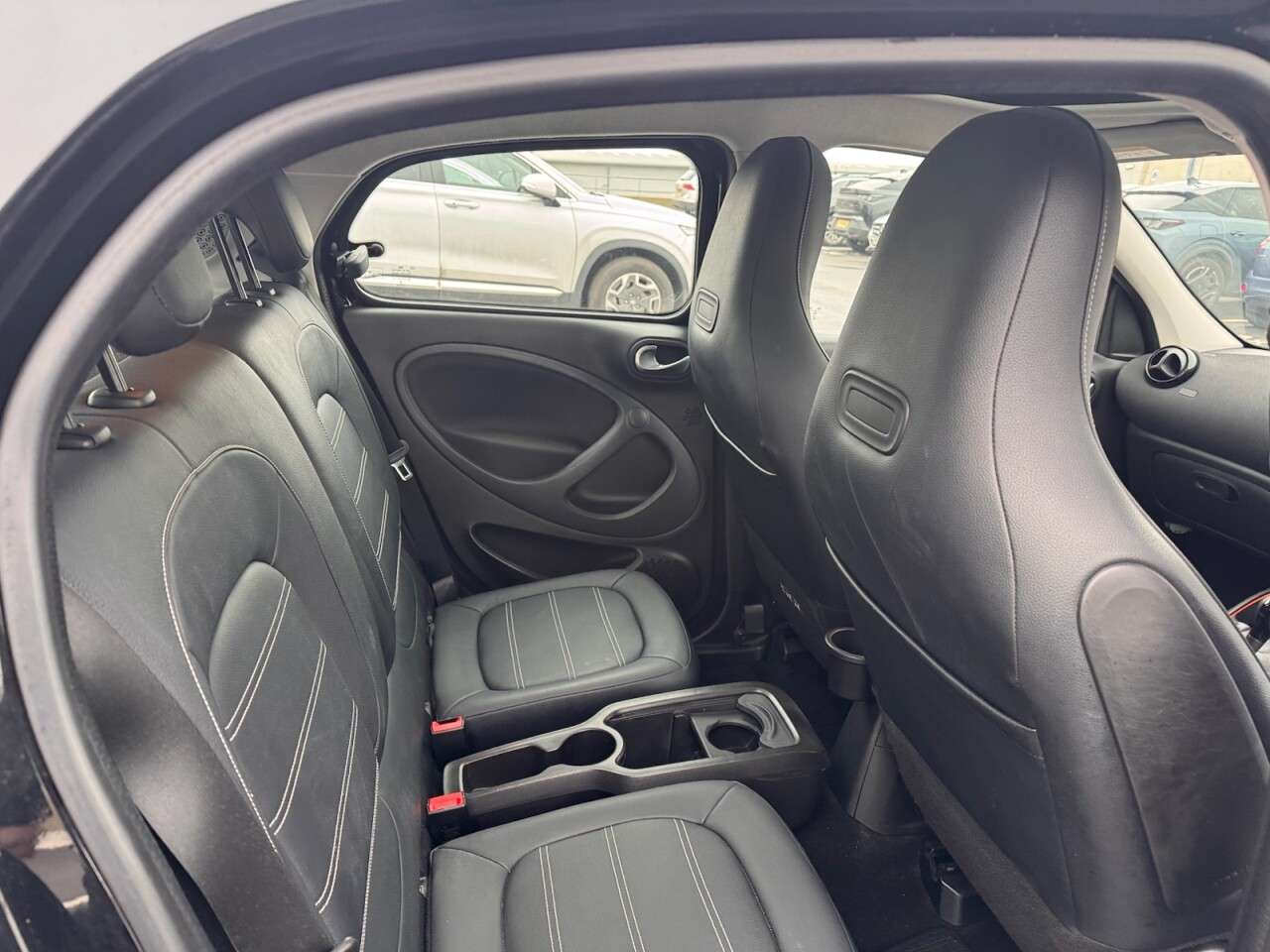 2021 SMART FORFOUR 2021 SMART FORFOUR