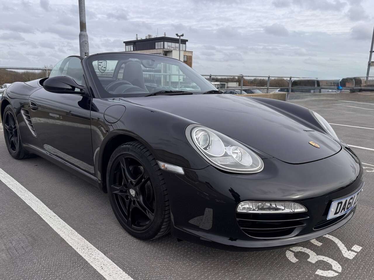 A 2012 PORSCHE BOXSTER 2.9 987 Convertible 2dr Petrol Manual (223 g/km, 255 bhp) 1 year mot and se A 2012 PORSCHE BOXSTER 2.9 987 Convertible 2dr Petrol Manual (223 g/km, 255 bhp) 1 year mot and se
