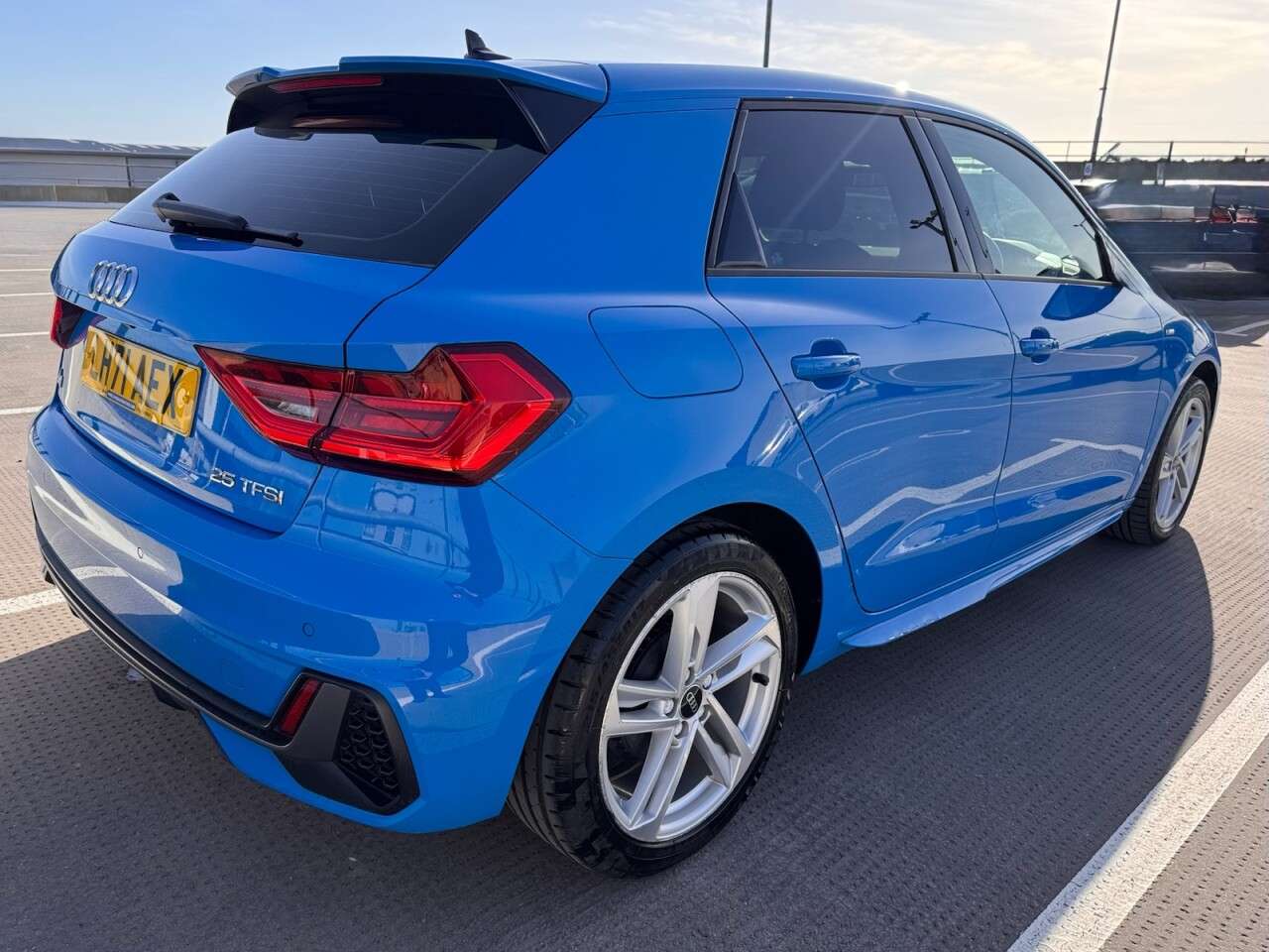 2021 AUDI A1 2021 AUDI A1