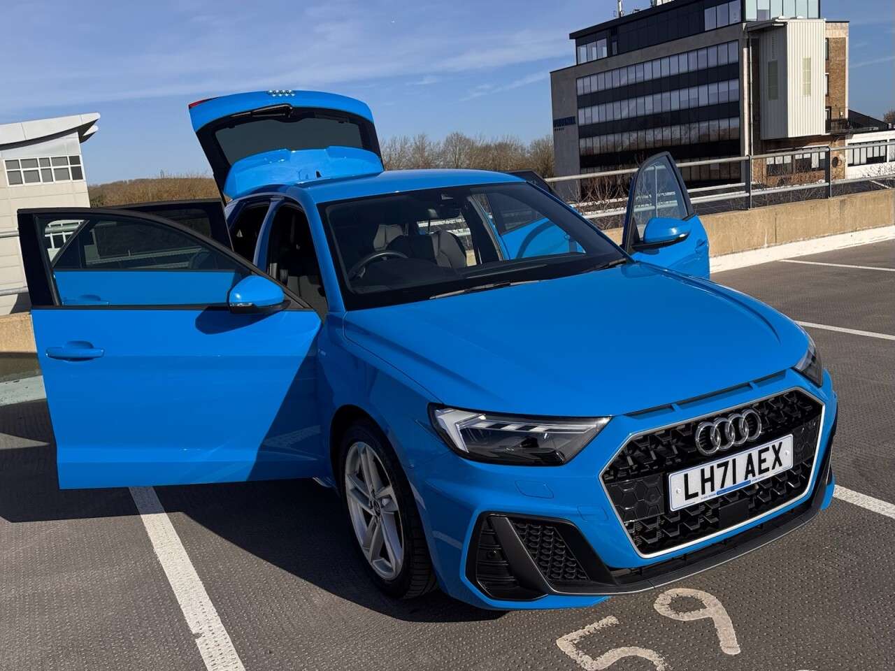 2021 AUDI A1 2021 AUDI A1