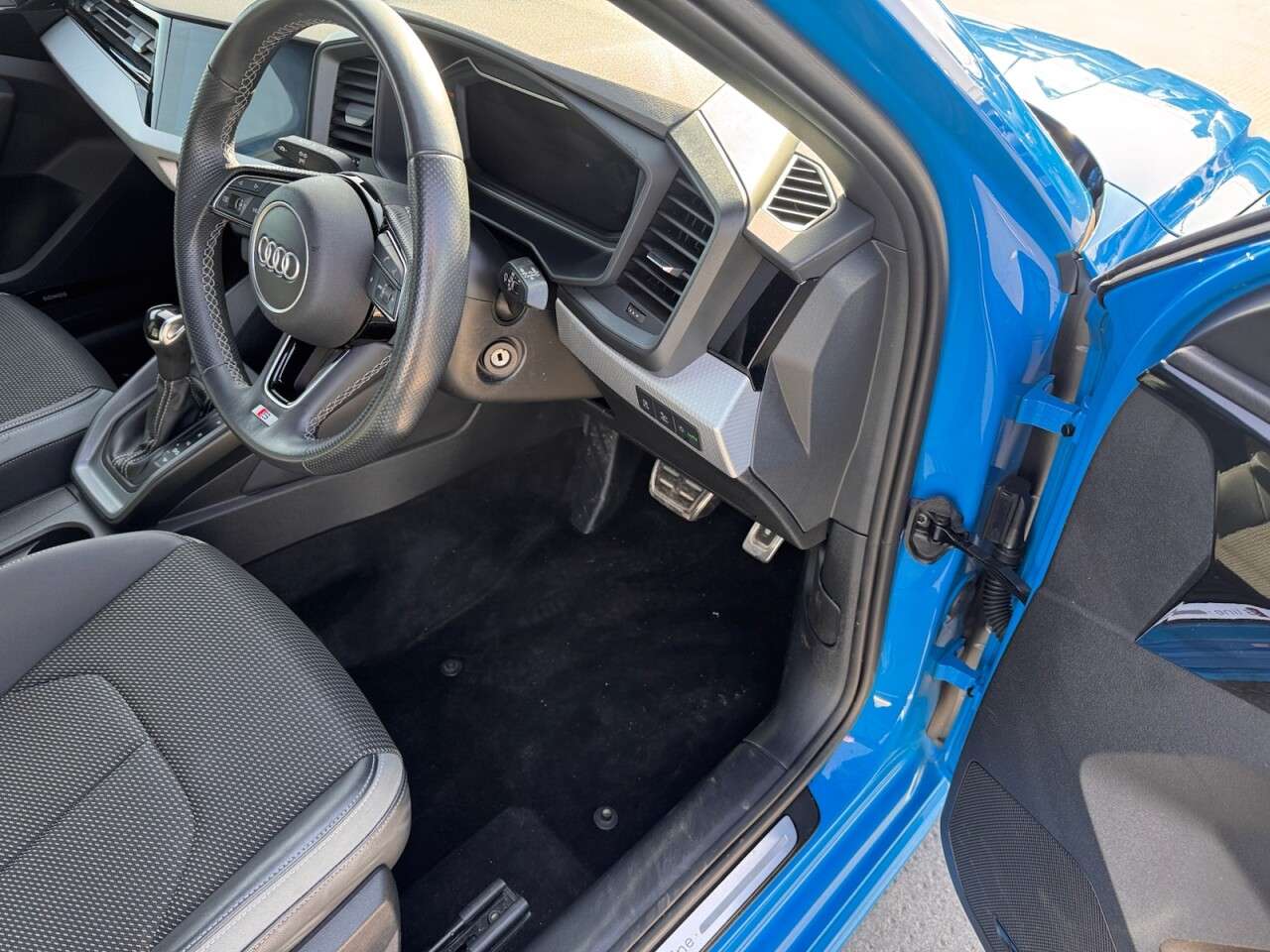 2021 AUDI A1 2021 AUDI A1