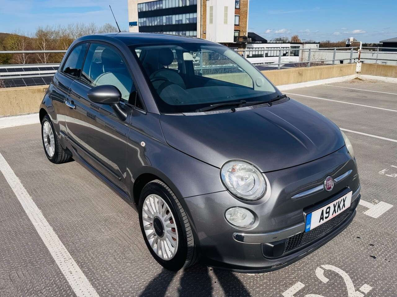 A 2009 FIAT 500 1.2 Lounge Hatchback 3dr Petrol Manual Euro 5 (s/s) (69 bhp) PRIVATE PLATE A 2009 FIAT 500 1.2 Lounge Hatchback 3dr Petrol Manual Euro 5 (s/s) (69 bhp) PRIVATE PLATE