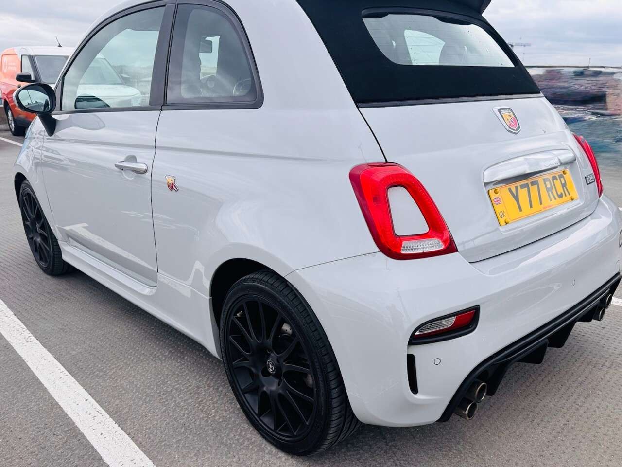 2022 ABARTH 595C 2022 ABARTH 595C