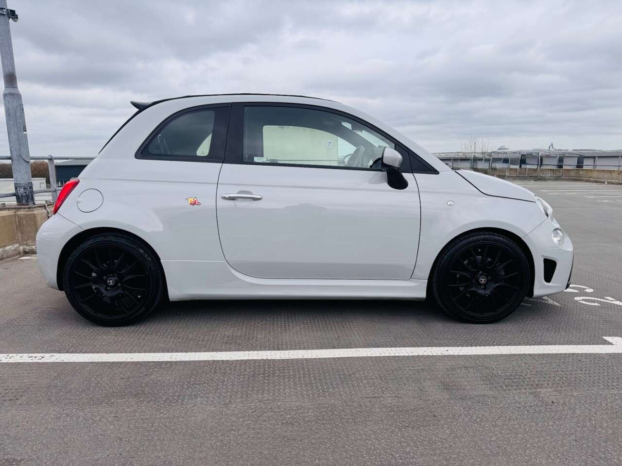 2022 ABARTH 595C 2022 ABARTH 595C