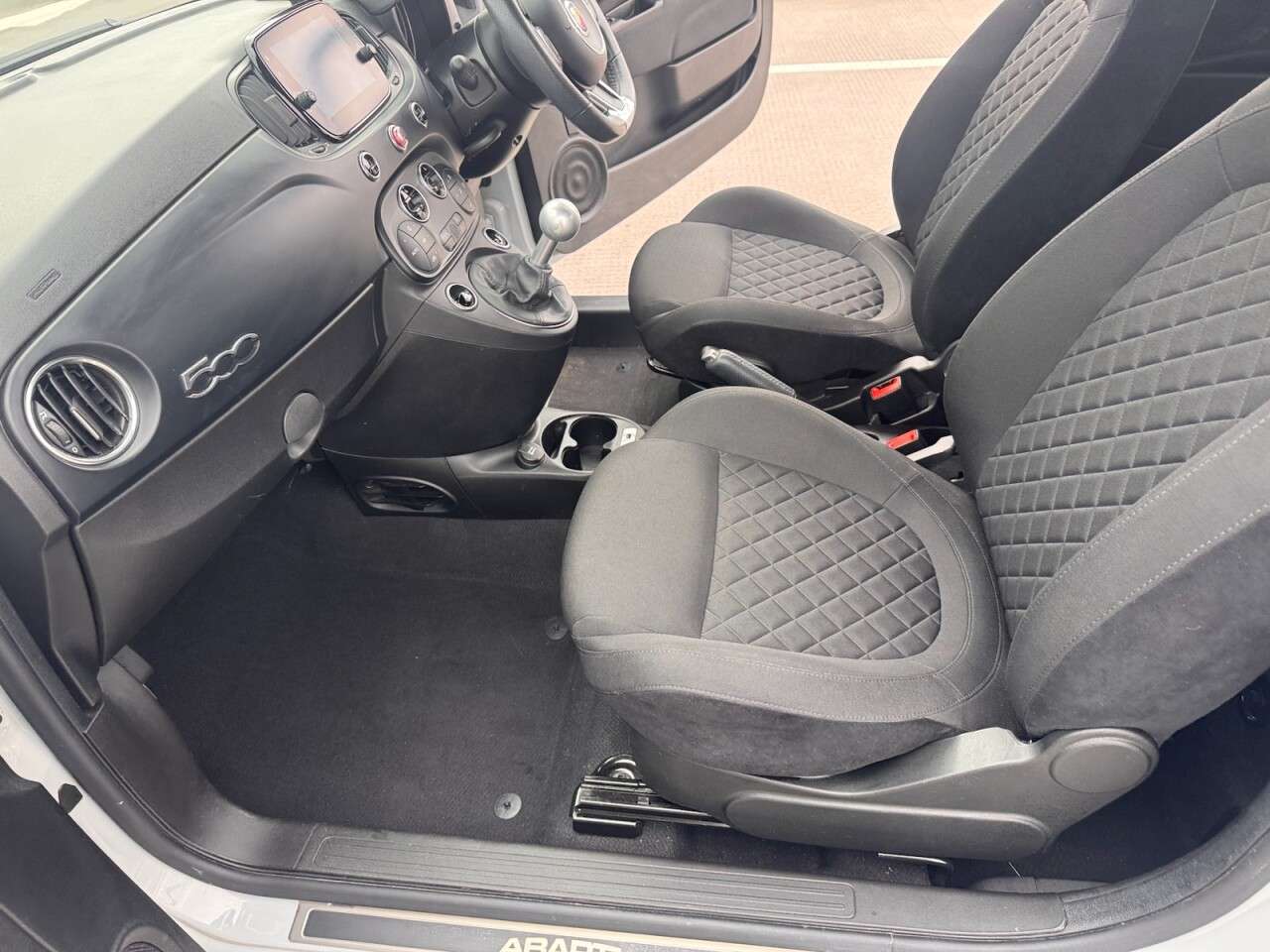 2022 ABARTH 595C 2022 ABARTH 595C