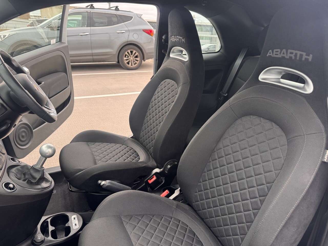 2022 ABARTH 595C 2022 ABARTH 595C