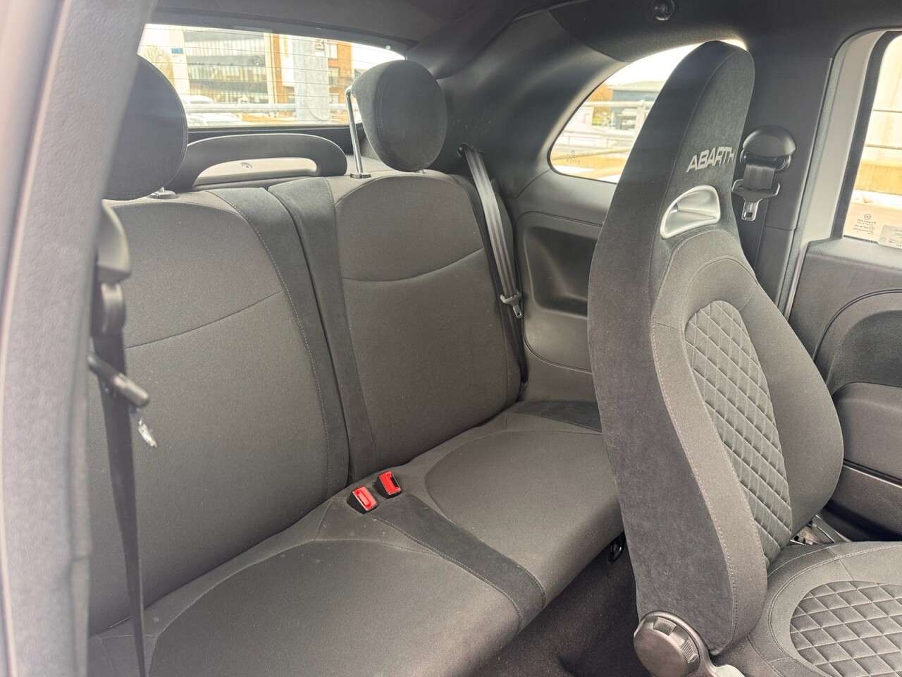 2022 ABARTH 595C 2022 ABARTH 595C