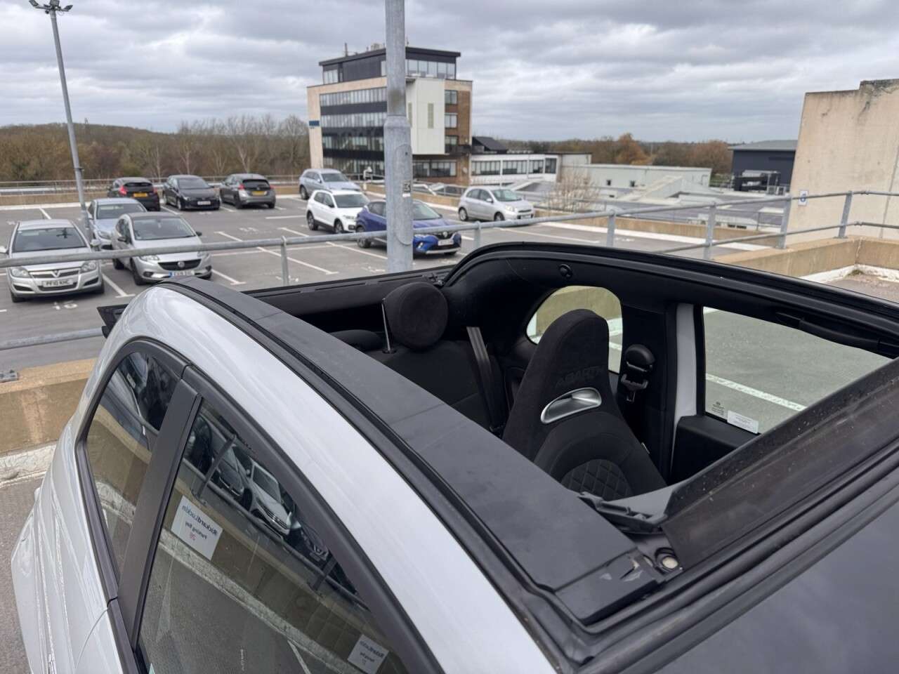 2022 ABARTH 595C 2022 ABARTH 595C