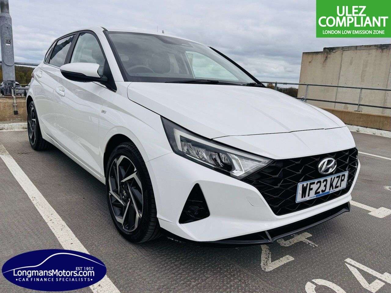 A 2023 HYUNDAI I20 1.0 T-GDi MHEV Premium Hatchback 5dr Petrol Hybrid DCT Euro 6 (s/s) (100 ps A 2023 HYUNDAI I20 1.0 T-GDi MHEV Premium Hatchback 5dr Petrol Hybrid DCT Euro 6 (s/s) (100 ps