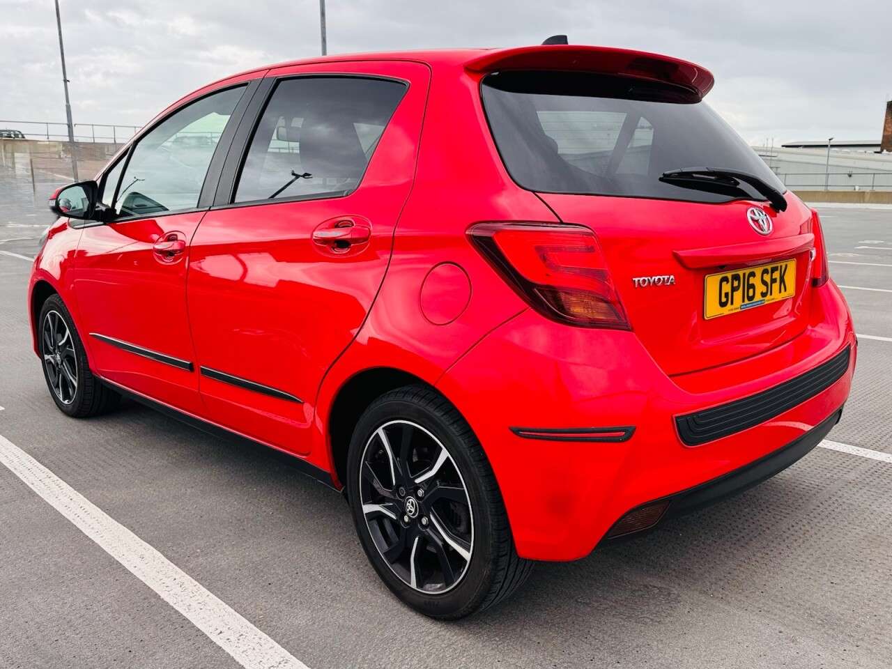 2016 TOYOTA YARIS 2016 TOYOTA YARIS