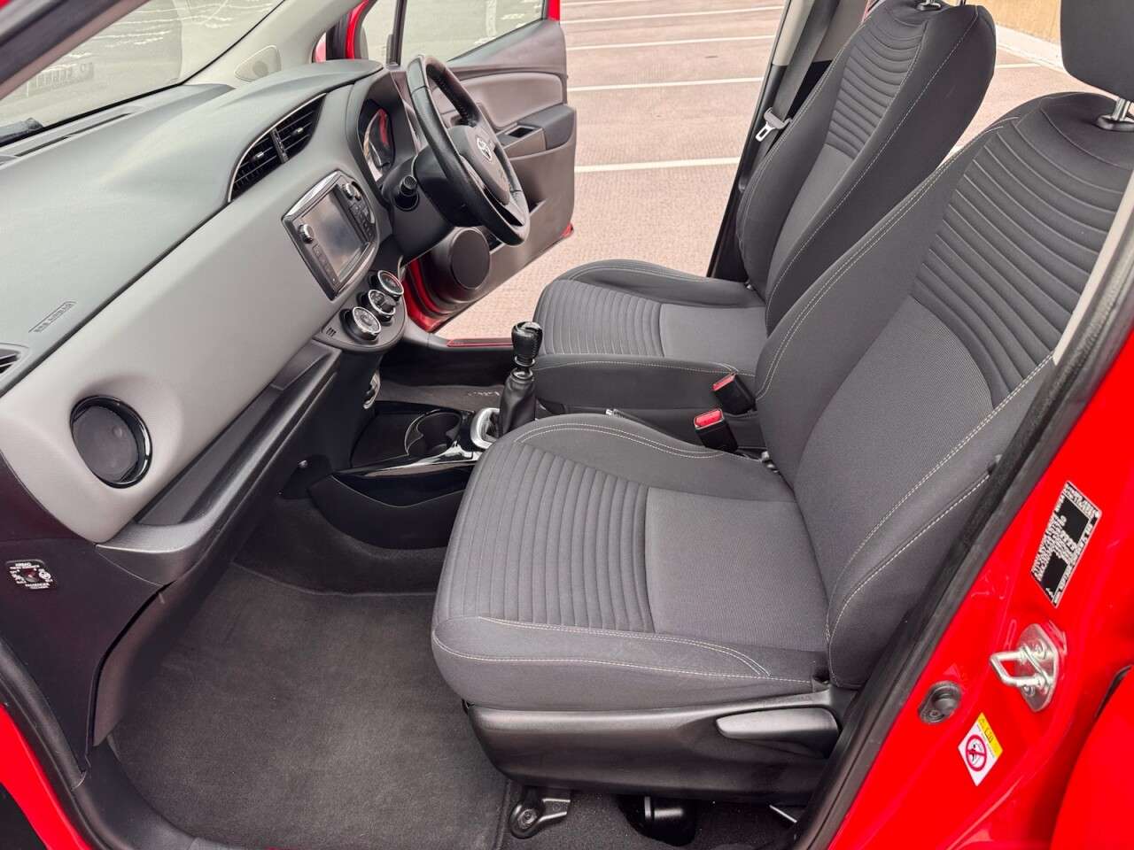 2016 TOYOTA YARIS 2016 TOYOTA YARIS