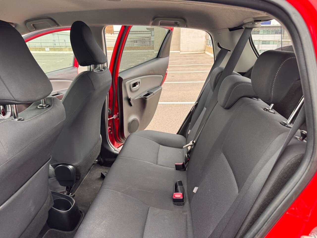 2016 TOYOTA YARIS 2016 TOYOTA YARIS
