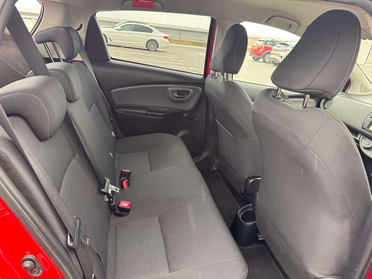 2016 TOYOTA YARIS 2016 TOYOTA YARIS