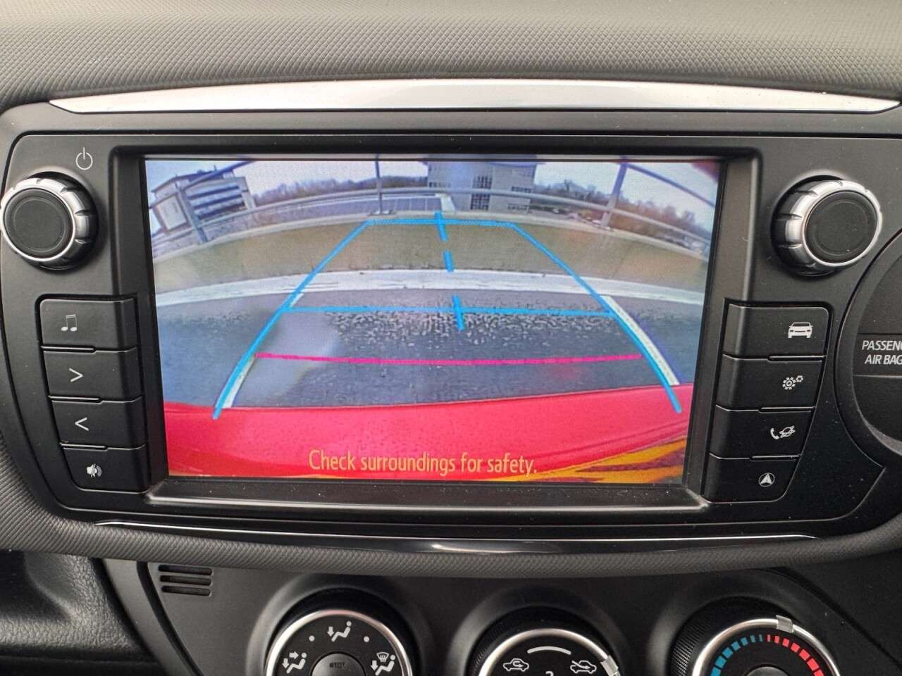 2016 TOYOTA YARIS 2016 TOYOTA YARIS