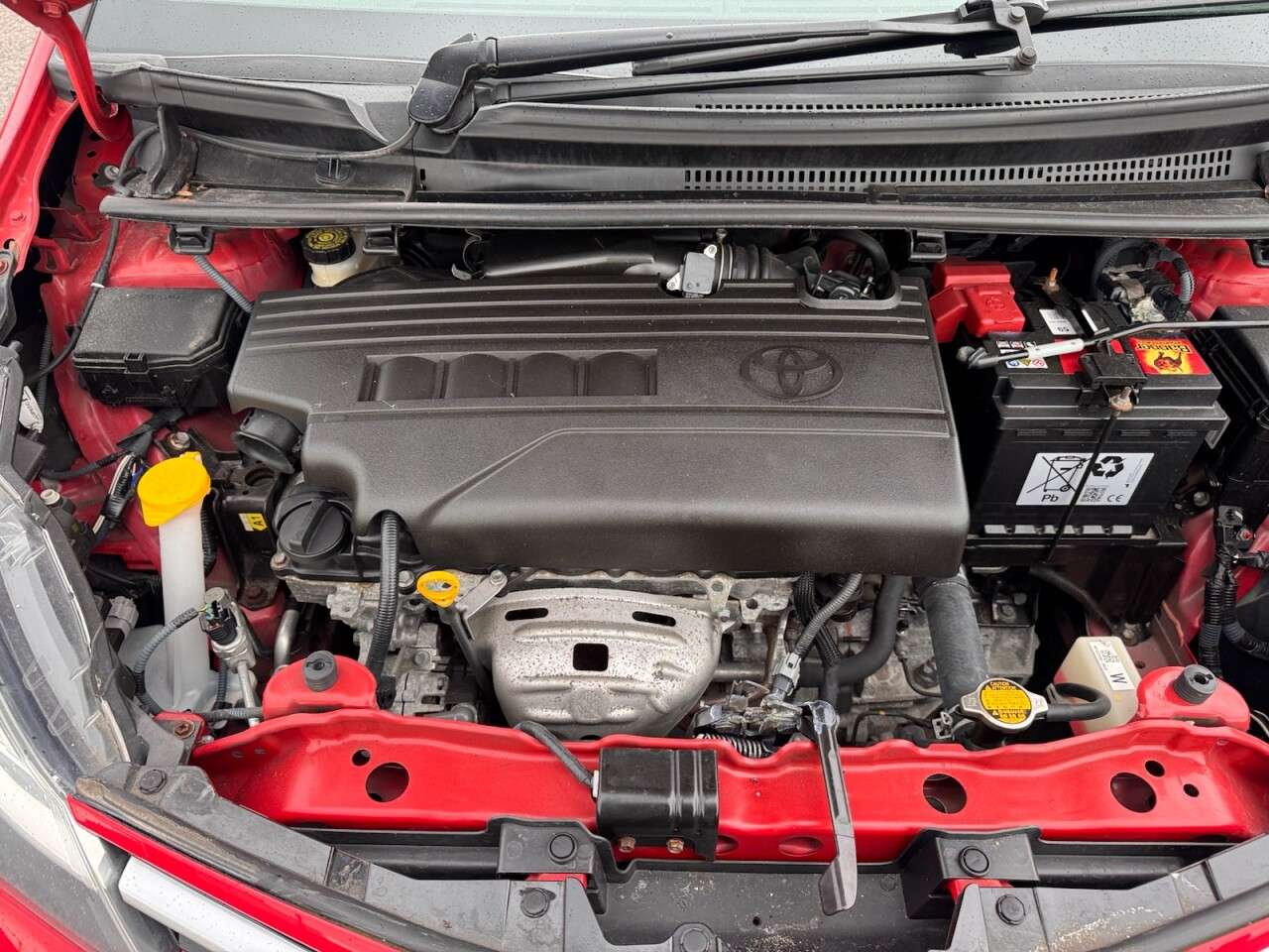 2016 TOYOTA YARIS 2016 TOYOTA YARIS