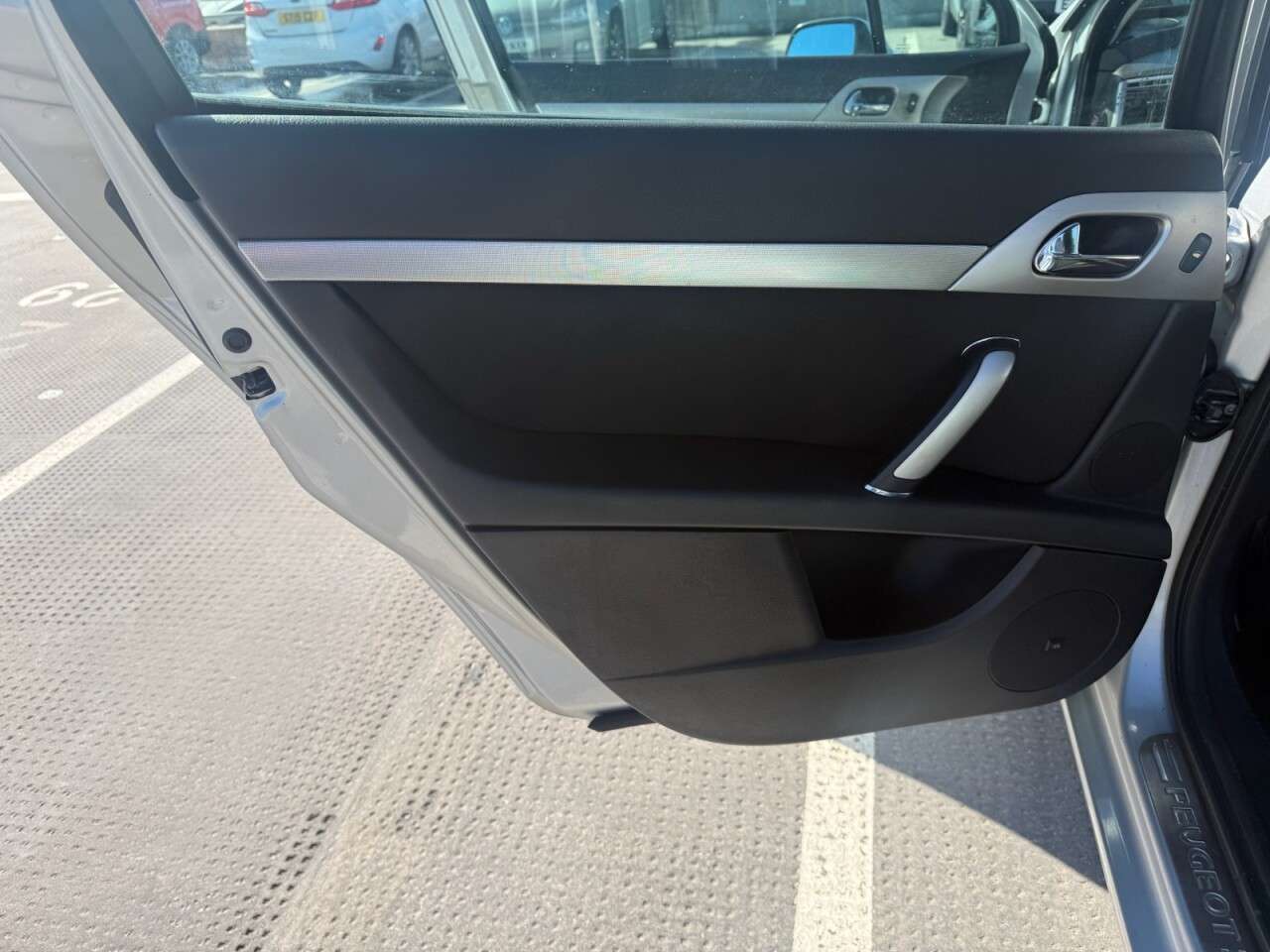 2009 PEUGEOT 407 SW 2009 PEUGEOT 407 SW