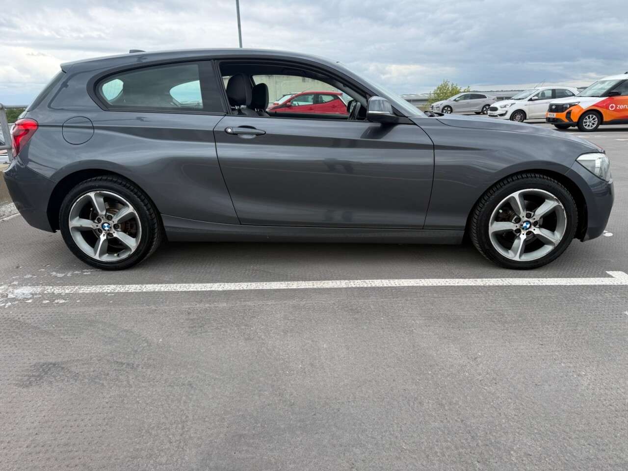 2012 BMW 1 SERIES 2012 BMW 1 SERIES
