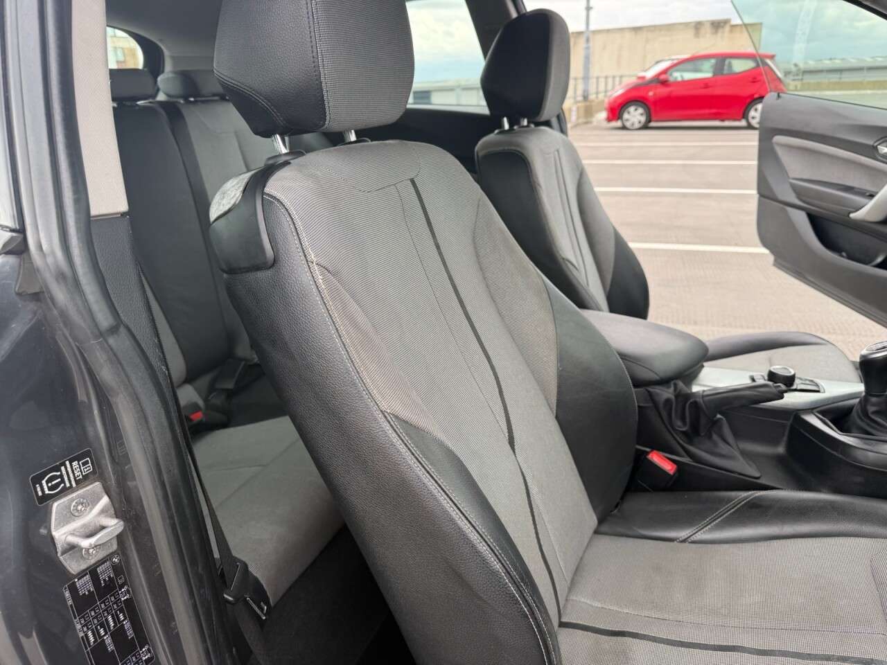 2012 BMW 1 SERIES 2012 BMW 1 SERIES
