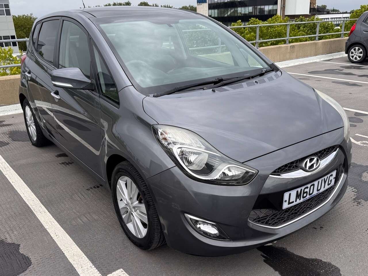 A 2010 HYUNDAI IX20 1.4 Style Hatchback 5dr Petrol Manual Euro 5 (s/s) (90 bhp) 1 year mot and A 2010 HYUNDAI IX20 1.4 Style Hatchback 5dr Petrol Manual Euro 5 (s/s) (90 bhp) 1 year mot and
