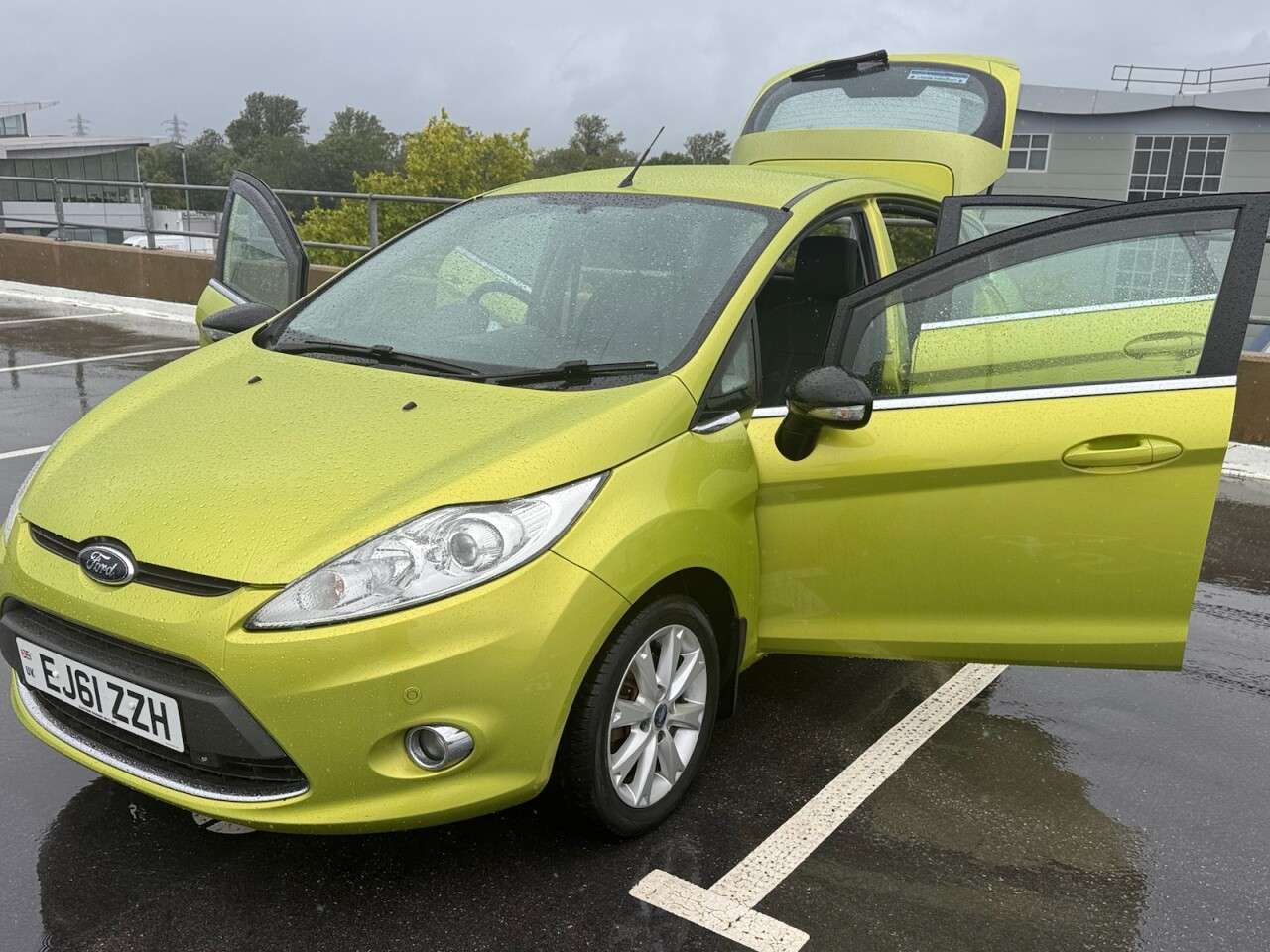 2011 FORD FIESTA 2011 FORD FIESTA