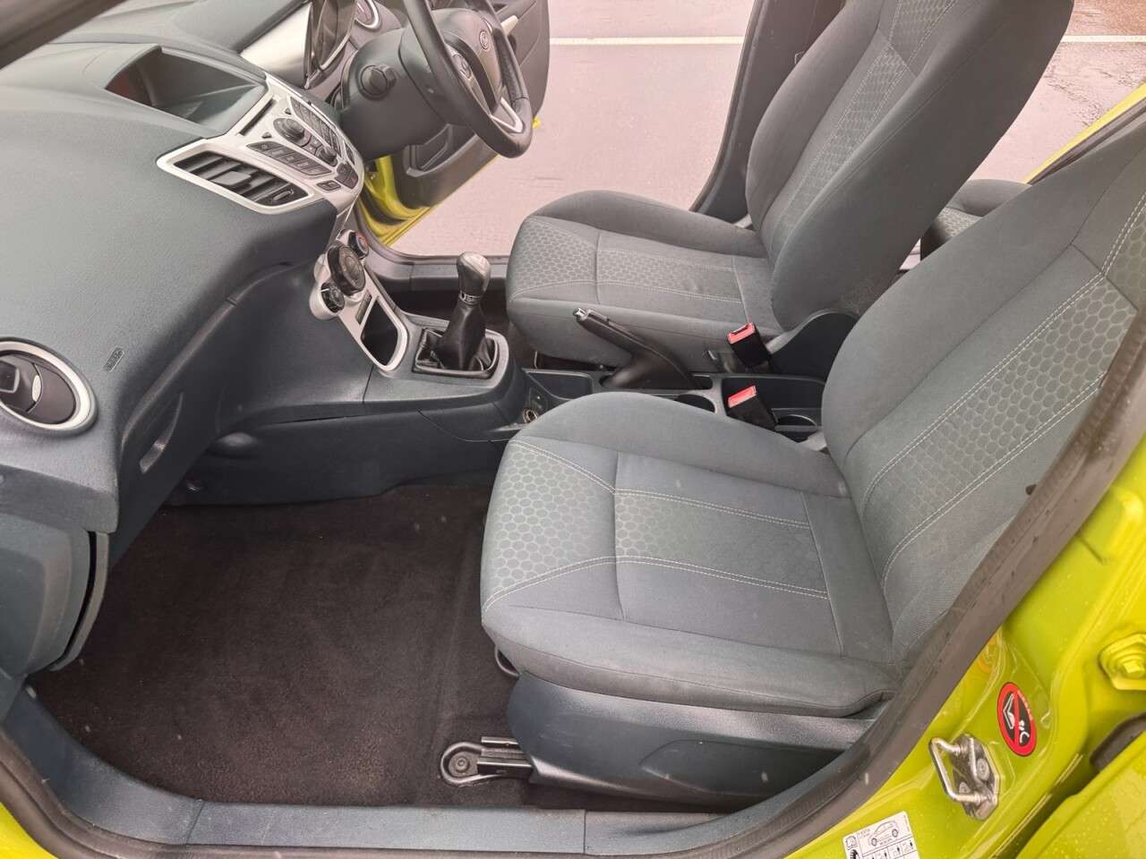 2011 FORD FIESTA 2011 FORD FIESTA